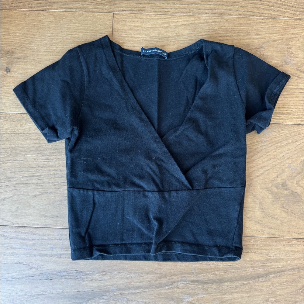 Brandy Melville black top